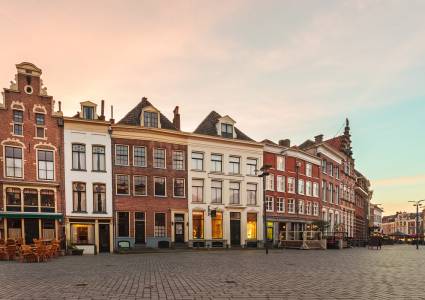 Bank, winkel of woning?