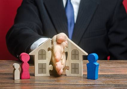 Ex blijft op zelfde adres wonen: aftrek partneralimentatie?