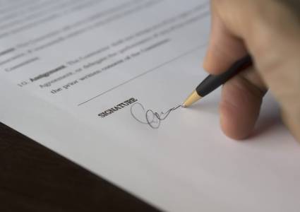 Managementovereenkomst: arbeid of opdracht?