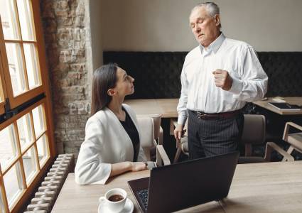 Salarisclaim bij oude werkgever na overgang onderneming